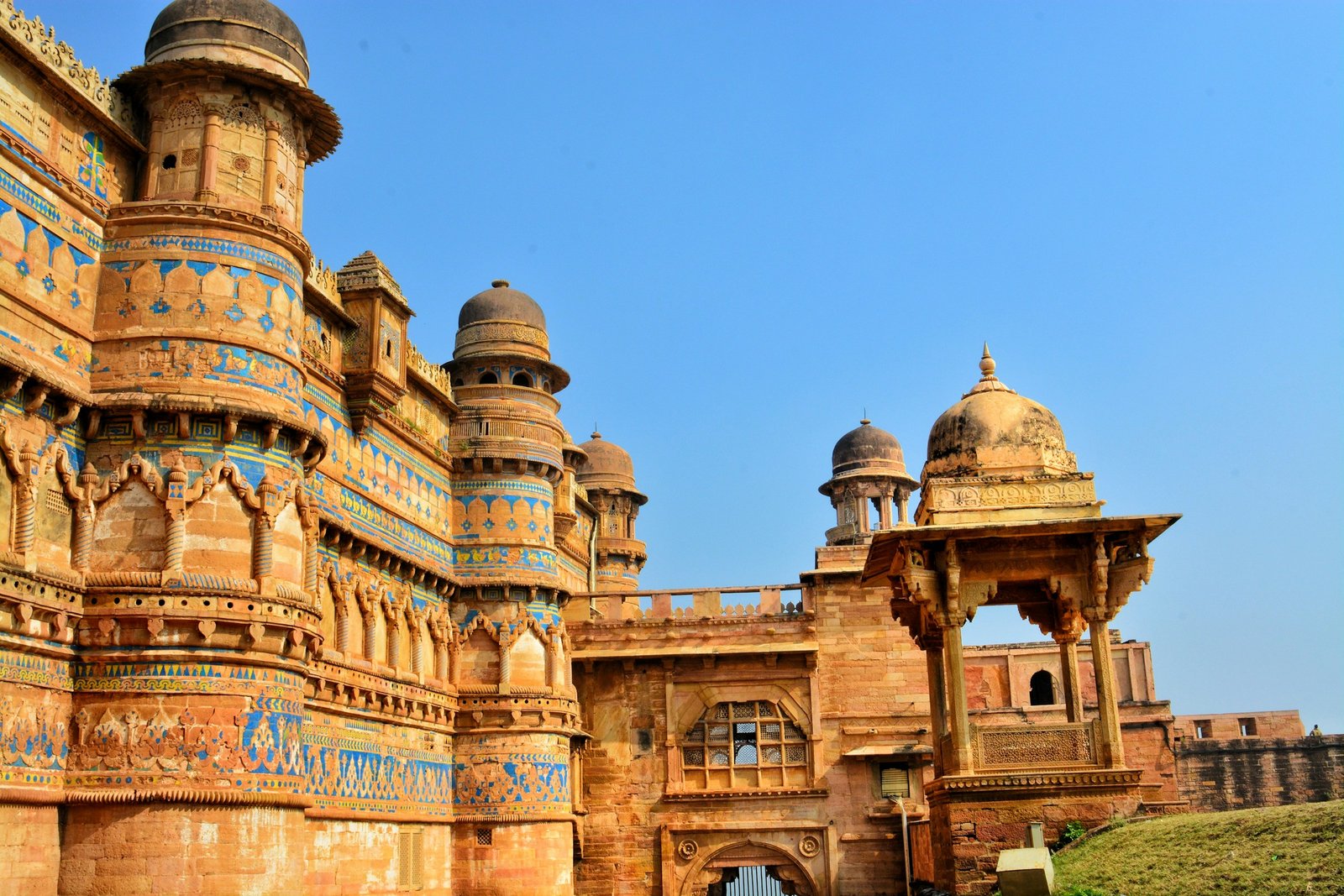 Gwalior Fort – 7 Fascinating Wonders of the Pearl Among Indian Fortresses 7 Gwalior Fort
